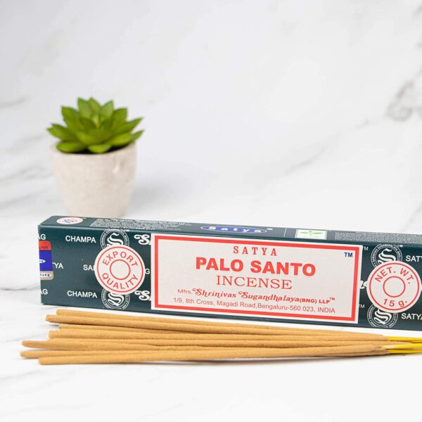 incense-satya-palo-santo-sticks