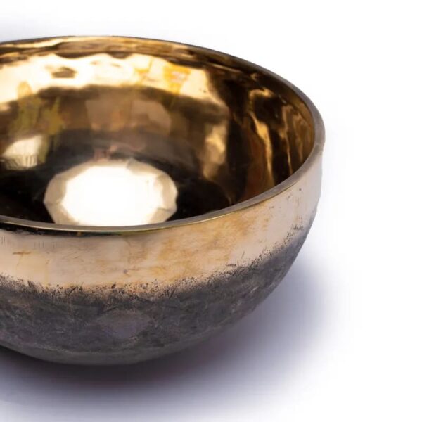 Singing bowl Ishana golden-black