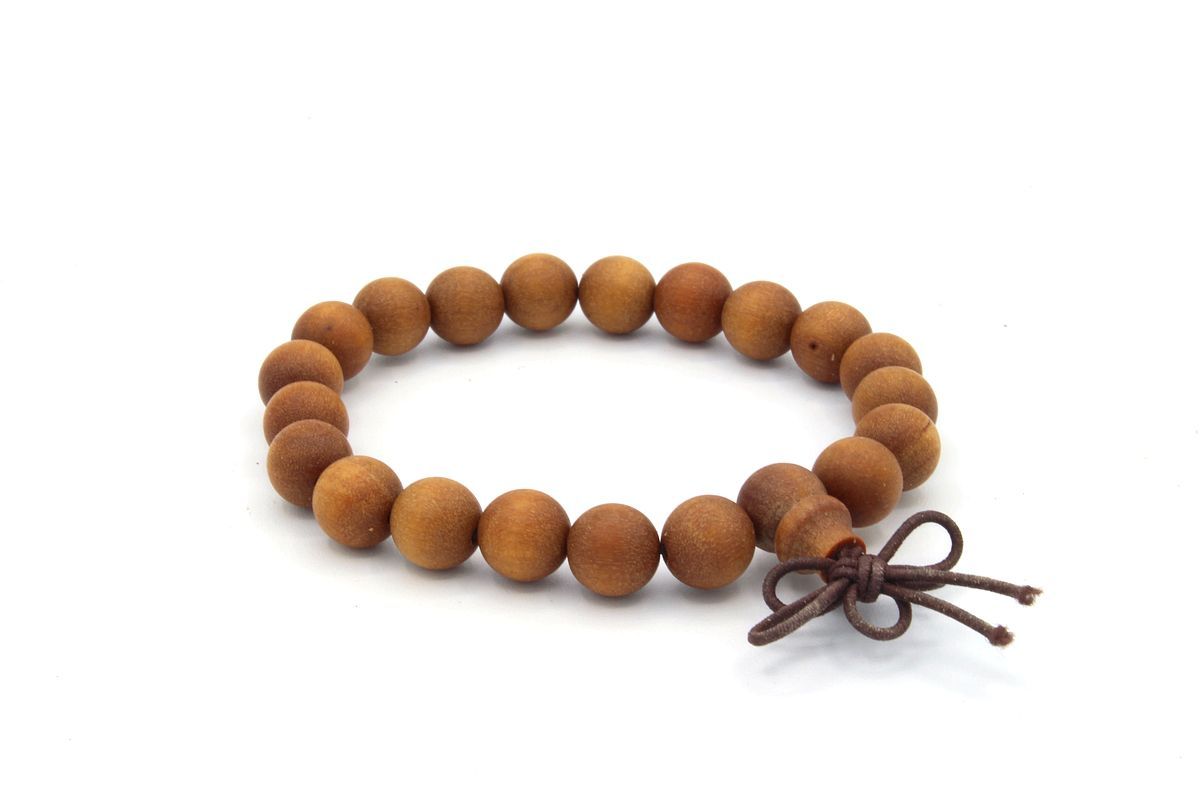 βραχιόλι-από-πέτρες-σανδαλόξυλου-sandalwood-mala