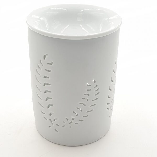 OIL BURNER WHITE WITH-FEATHERS