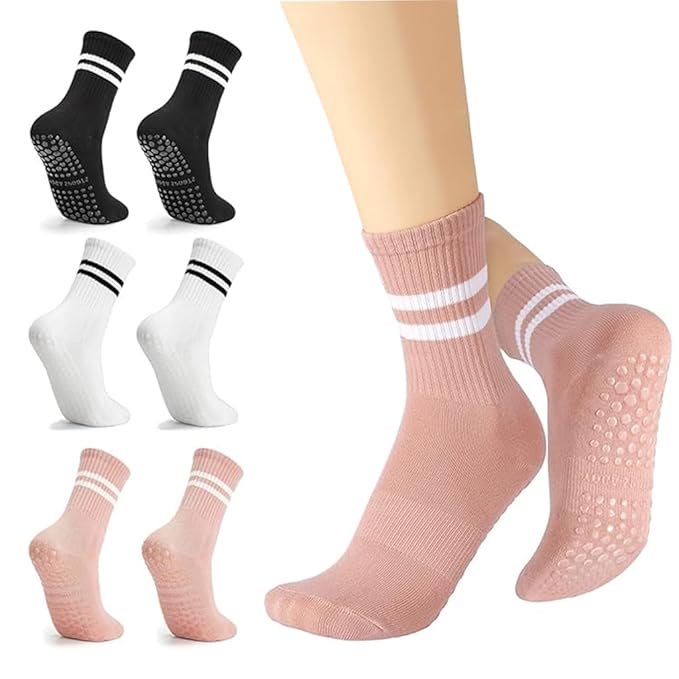 kaltses_gia_yoga_pilates_niyamas-antislip-socks-pink-white-black
