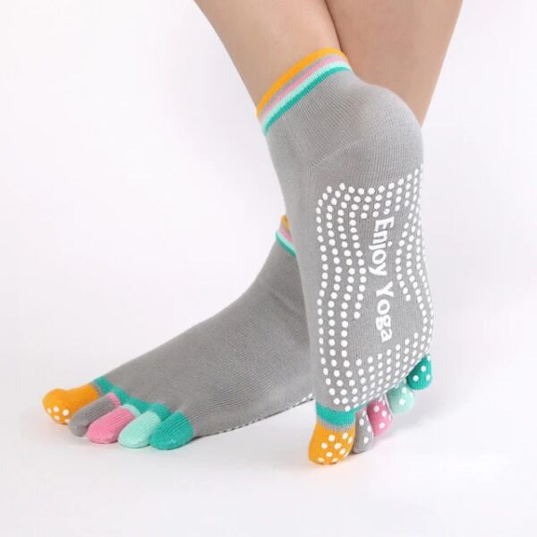 Yoga-PILATES-Socks-grey-1