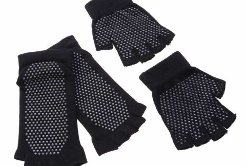 Yoga-Pilates-SOCKS-Gloves-SET-2-pcs-BLACK