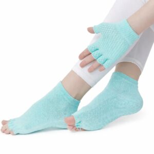 anti_slip-yoga-socks-for-women-with-grips-pilates-socks-mint_one-size-set