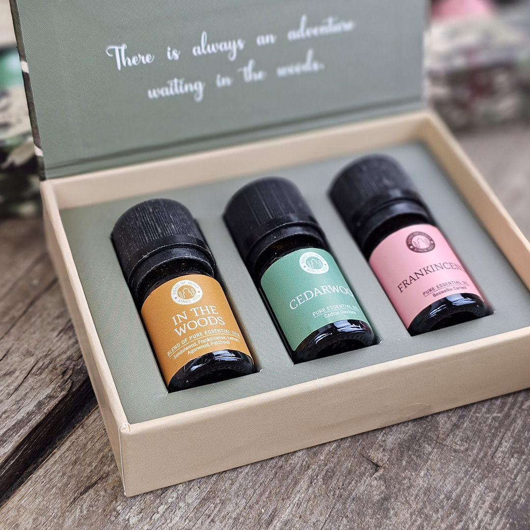 aromatherapy_gift_set_woodsy_pure_essential_oil_set_me_3_aitheria_elaia_5.ml