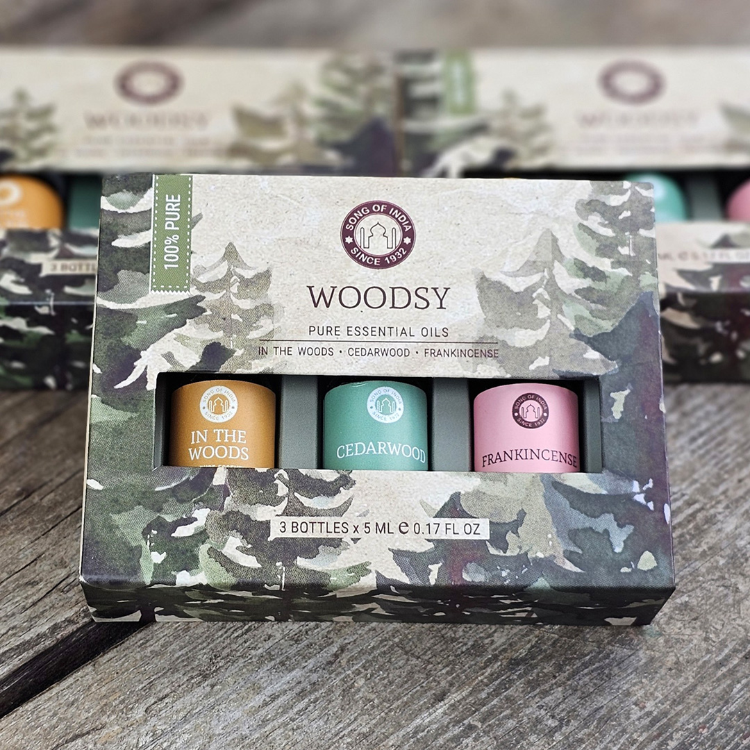 aromatherapy_gift_set_woodsy_pure_essential_oil_set_me_3_aitheria_elaia_5_ml