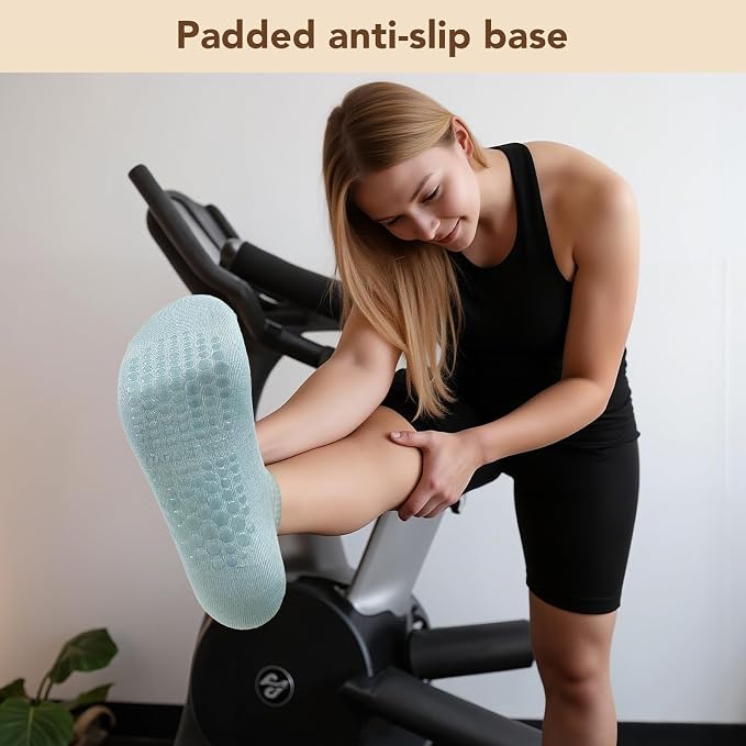kaltses-gia_yoga_pilates-niyamas-anti-slip-socks-light-blue