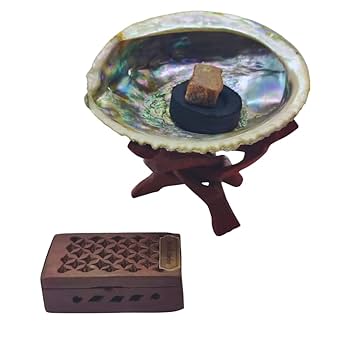 Incense-resin-Vanilla-Amber-in-wooden-box-made-in-india-6.cm