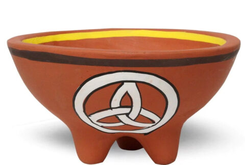 Smudge-bowl-triquetra-with-legs