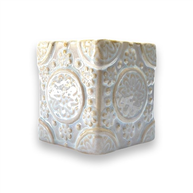 oil-burner-flowers-white-nude