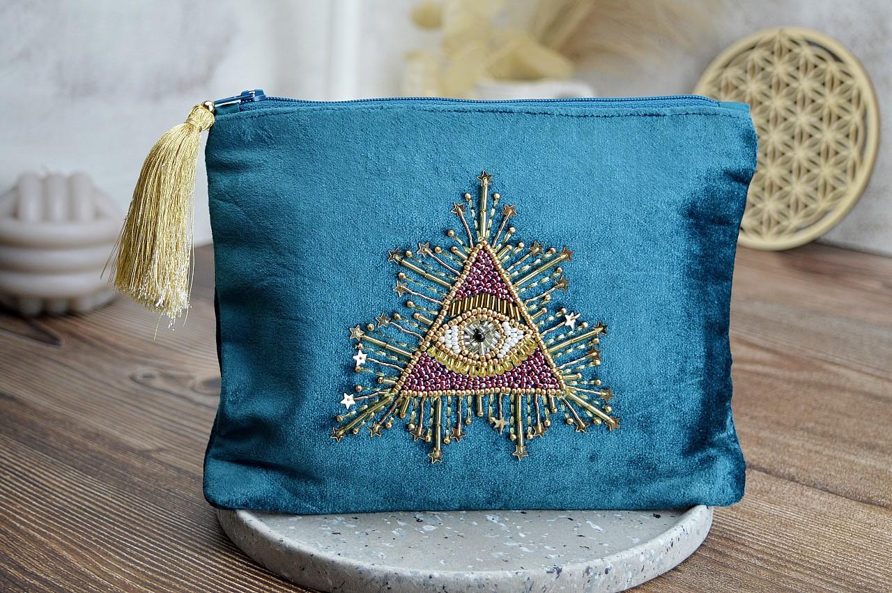 Zippered-velvet-pouch-petrol-with-tarot-eye-20.cm