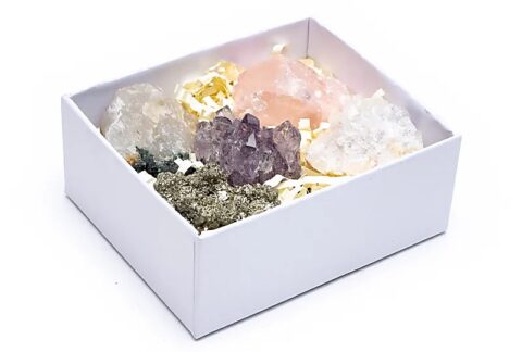 Giftbox-with-5-mineral-crystal-rocks