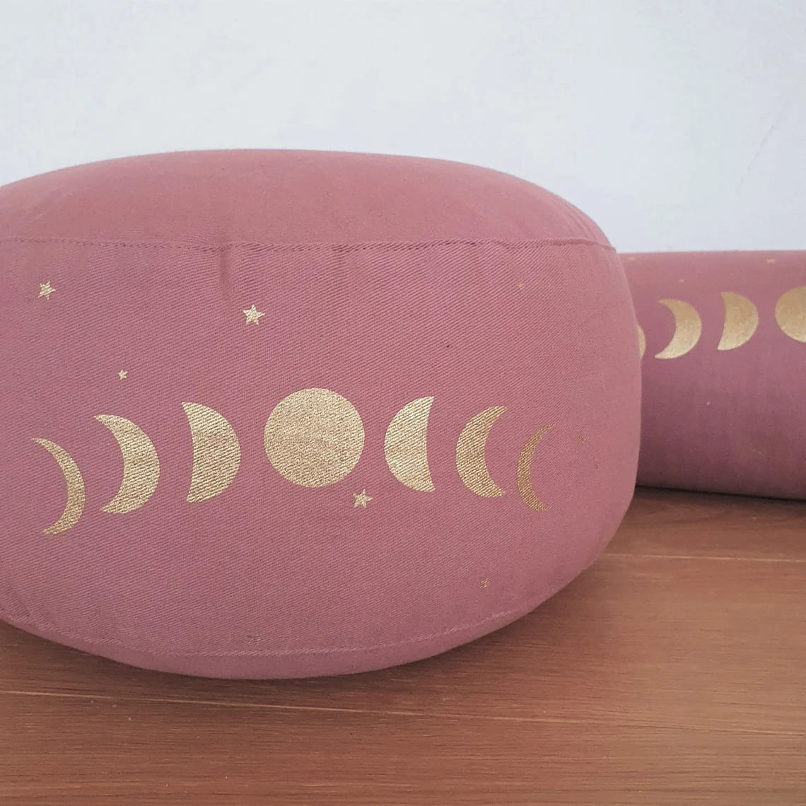 Meditation-cushion-moon-phases