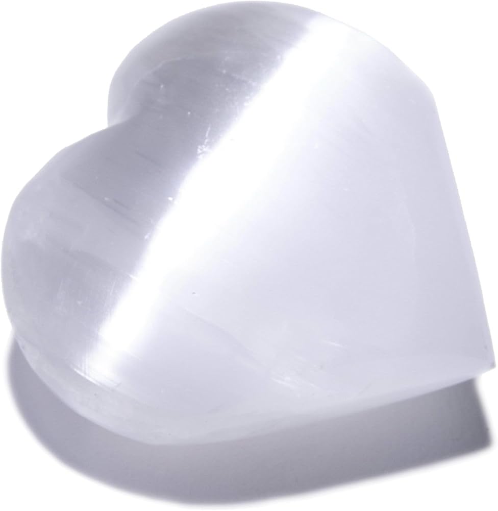 selenite-heart--Magical-White-Gemstone-6-cm