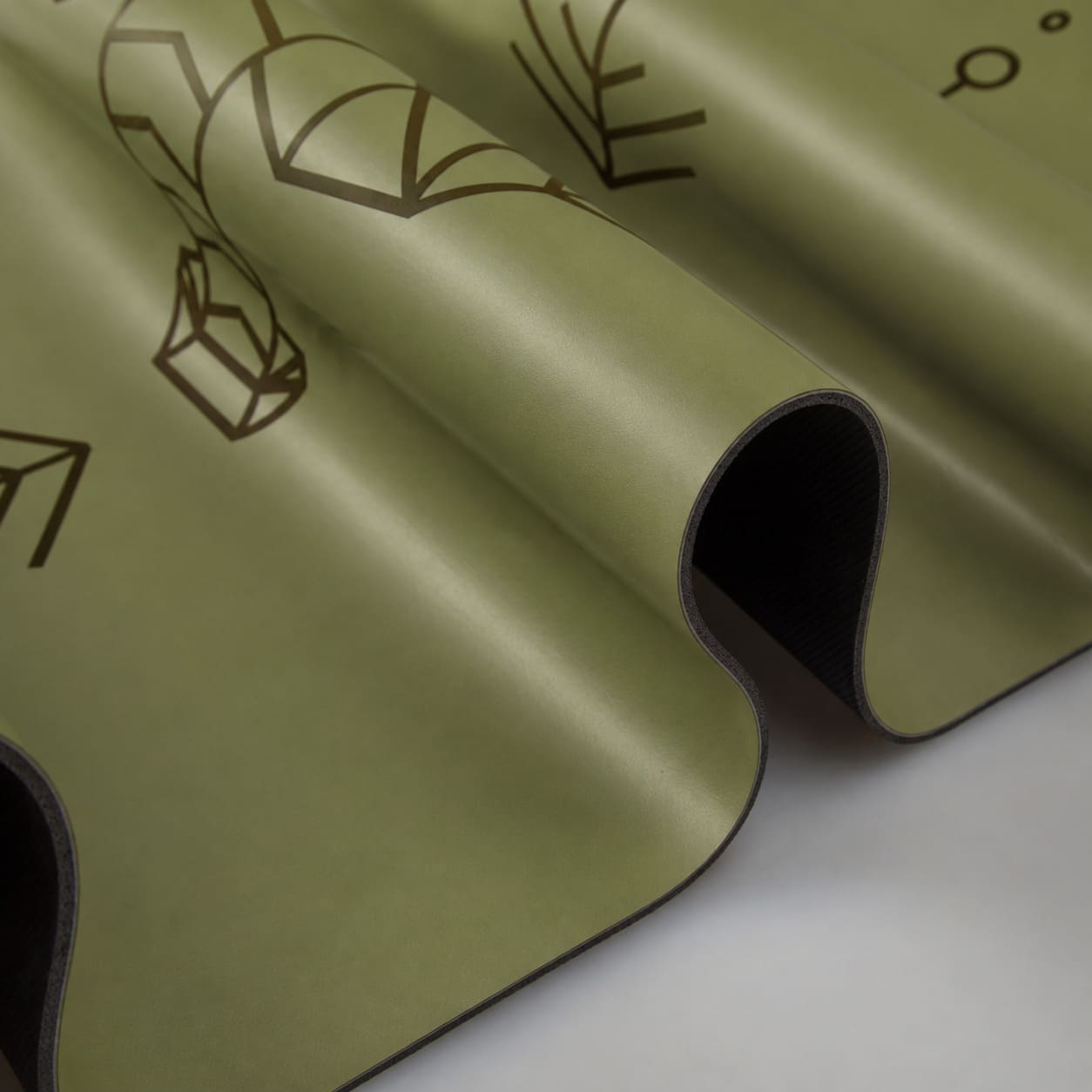 gaja-yoga-mat-green-niyamas
