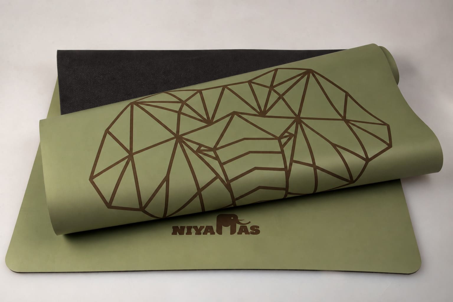 stroma-yoga-niyamas-gaja-green